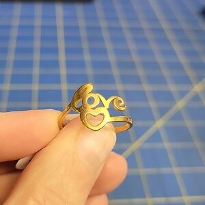 Love w Heart Gold Tone Ring Size 10
